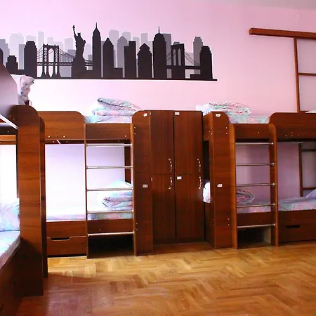 New York Hostel *