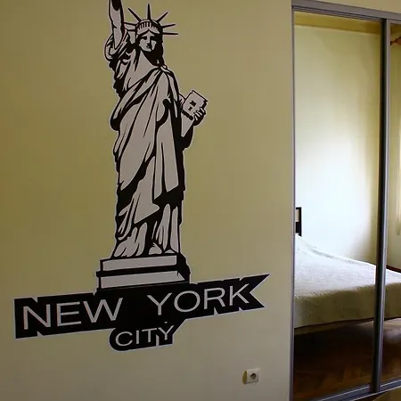 New York Hostel *