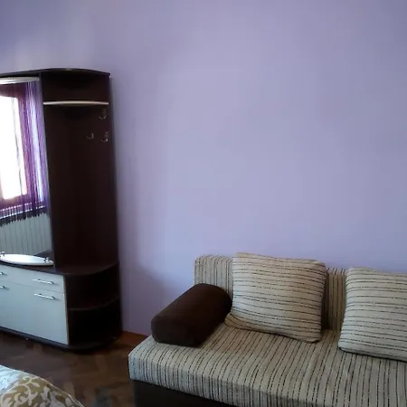 Vandrarhem New York *