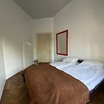 New York * Львів